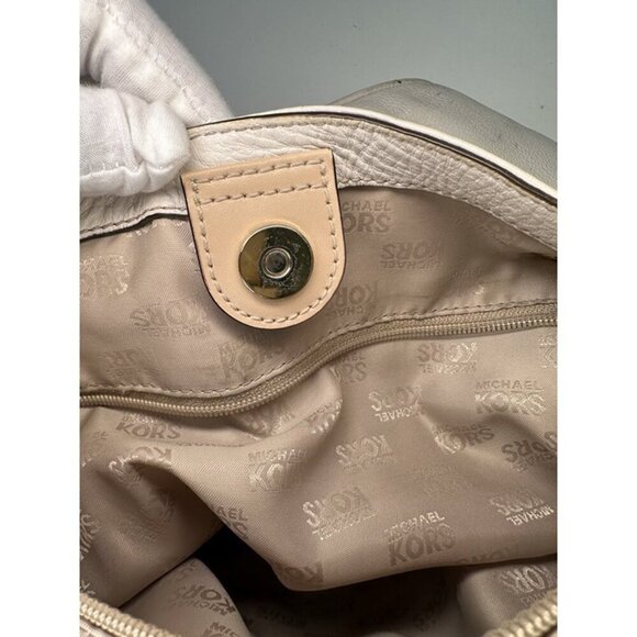 Michael Kors White Pebbled Leather Tote Hand Bag - Picture 12 of 12